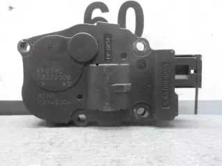 410475520 Моторчик заслонки печки Mercedes SK Арт 00146137, вид 1
