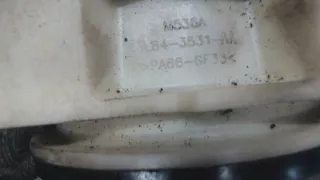 Бачок ГУР Mazda Tribute 1 2002г. L843531AA - Фото 3