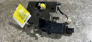  Замок багажника Mazda 3 BK Арт 46023032013, вид 3