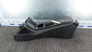 846103Z900RY, 846603Z900RY Подлокотник центральный Hyundai i40  Арт MUK09IX01, вид 1