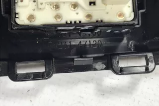 74231-47120, 74231-47120 , art328025 Кнопка стеклоподъемника Toyota Prius 3 Арт 328025, вид 3