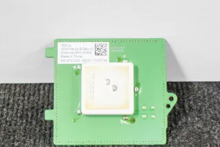 1079734-00-B , art2742440 Антенна Tesla model 3 Арт 2742440, вид 1