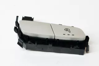 A2139050204 , art2975138 Кнопка обогрева сидений Mercedes E W213 Арт 2975138, вид 2