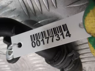 06E121082C Трубка охлаждающей жидкости пластиковая Audi A4 B8 Арт 00177314, вид 2