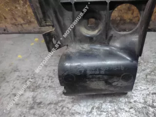 51127033715 Кронштейн крепления бампера заднего BMW 5 E60/E61 Арт 00061129, вид 18