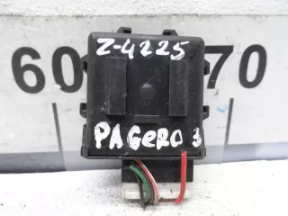 MR587673 Блок управления иммобилайзером Mitsubishi Pajero 3 Арт 00164318, вид 2