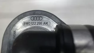 8W1819350B Трубка охлаждающей жидкости металлическая Audi A4 B9 Арт 7718967, вид 3