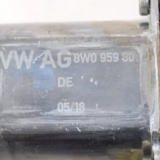 0130822705, 8W0959801 , art302715 Моторчик стеклоподъемника передний правый Audi A5 (S5,RS5) 2 Арт 302715, вид 4