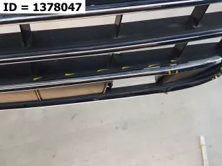 7P6853671ERYP Решетка переднего бампера  Volkswagen Touareg 2 Арт VD1378047, вид 3