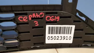 86522A7000 Решётка в бампер центральная Kia Cerato 2 Арт Z144336, вид 3