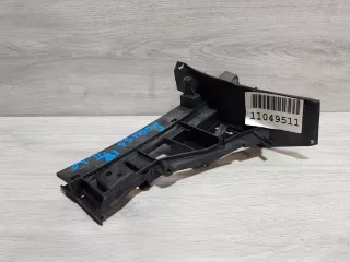 1716075 Кронштейн замка двери задний правой Ford Focus 3 Арт Z193075, вид 2