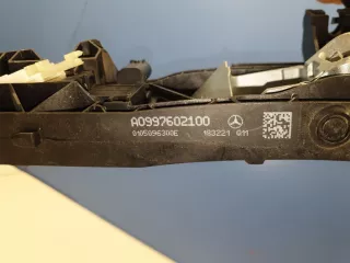 A0997602100 Кронштейн ручки двери передней левой Mercedes GLC X253 Арт Z224448, вид 2