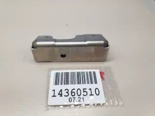 100313900B Кронштейн замка двери задний левый Tesla model 3 Арт Z229807, вид 3