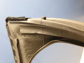 6814178010 Уплотнитель стекла передней правой двери Lexus NX Арт Z233992, вид 2