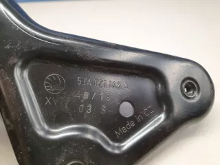 5JA821142A Кронштейн крепления крыла Skoda Rapid Арт Z238093, вид 3