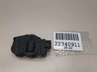 412650750 Моторчик заслонки отопителя Mercedes AMG GT c190 Арт Z247570, вид 2