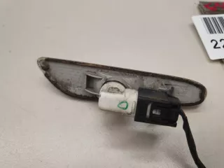63136932997 Указатель поворота в крыло правый BMW 1 E81/E82/E87/E88 Арт Z250733, вид 2