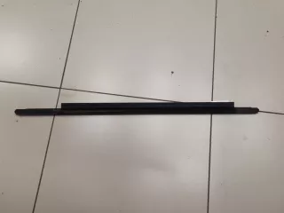 8K0853764LT94 Молдинг стекла задней правой двери Audi A4 B8 Арт Z255191, вид 3