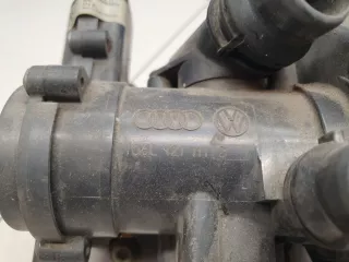06L121111G Корпус термостата Audi A4 B8 Арт Z261134, вид 4