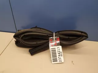 KD5358760D Уплотнитель двери передней правой Mazda CX-5 1 Арт Z264745