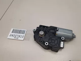 67617316535 Моторчик люка BMW 5 F10/F11/GT F07 Арт Z270911, вид 1
