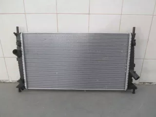  Радиатор охлаждения Mazda 3 BK Арт SM52328622612, вид 1