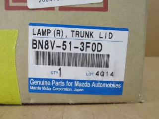  Фонарь задний внутренний правый Mazda 3 BK Арт SM4830157, вид 4