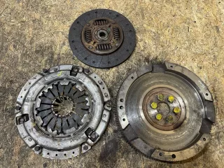 96184354,55582938,96184353,25184623,25192482 Комплект сцепления Opel Zafira C Арт 21830_3, вид 1