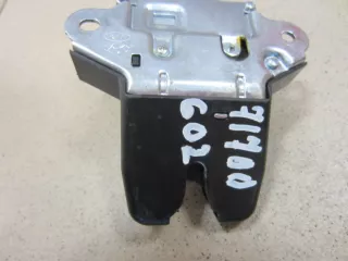 81230D4000 Замок багажника Kia Optima 4 Арт BBBY71700602, вид 5