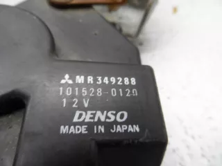 1015280120 Замок двери задней правой Mitsubishi Montero 3 Арт 00185852, вид 3