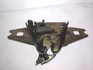 867823509 Замок капота Volkswagen Vento Арт 13418, вид 2