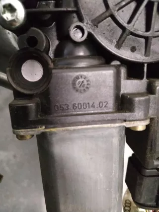8D0837753 стеклоподъемник передний левый Audi A4 B5 Арт 19321, вид 3