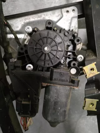 8D0837754C,8D0837398C Стеклоподъемник электрический передний правый Audi A4 B5 Арт 19543, вид 3