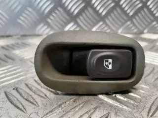 7700836267 Кнопка стеклоподъемника заднего левого Renault Megane 1 Арт 25276, вид 1