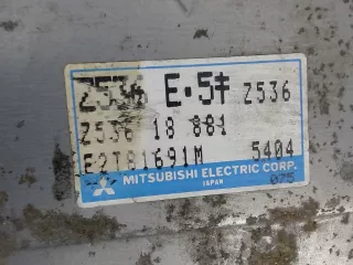 E2T81691M блок управления двс Mazda 323 BA Арт 22002890