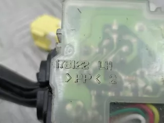 17B122,17D419 Переключатель подрулевой (стрекоза) Mazda Tribute 1 Арт 00160895, вид 5