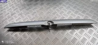 Накладка двери (крышки) багажника Mitsubishi Carisma Арт 53489929