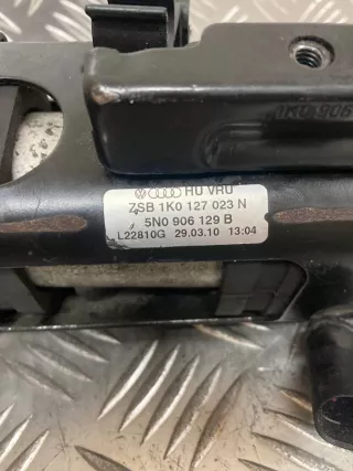 1K0127023N Насос топливный Volkswagen Golf 5 Арт 32361, вид 3