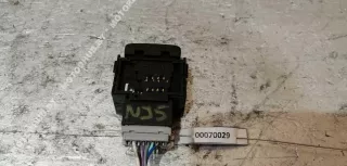  Кнопка (выключатель) Nissan Juke 1 Арт 00070029, вид 2