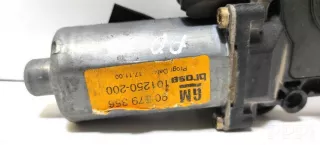90579356 , artUST59371 Моторчик стеклоподъемника Opel Zafira A Арт UST59371, вид 3