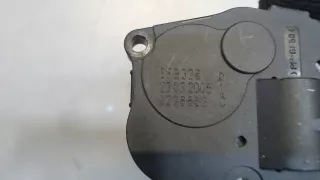 A1669060008 Моторчик заслонки печки Mercedes ML W164 Арт 8008185, вид 3