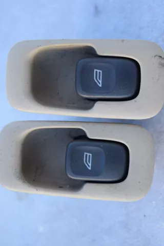 19206 Кнопка стеклоподъемника заднего правого Volvo XC90 1 restailing Арт V27-543-2, вид 1