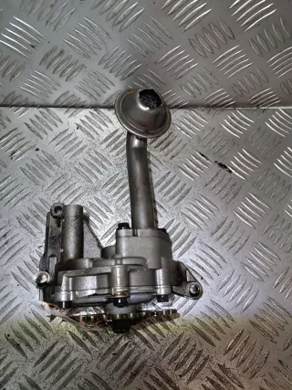 06A115105 Насос масляный Volkswagen Jetta 5 Арт 33085, вид 2