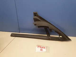 A2077270187 Уплотнитель стекла передней левой двери Mercedes E C207 Арт Z262960, вид 1
