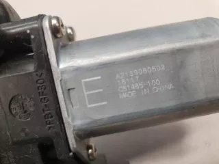 A2139060502 Моторчик стеклоподъёмника задний левый Mercedes C W205 Арт Z283554, вид 3