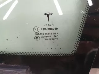 105182199A Стекло кузовное заднее правое глухое Tesla model S Арт Z283837, вид 3
