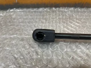 A1669802464 Амортизатор капота Mercedes GL X166 Арт 113621MA, вид 2