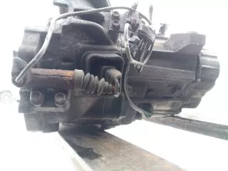 LF4J02300B МКПП (Механическая коробка переключения передач) Mazda 6 2 Арт AV54013