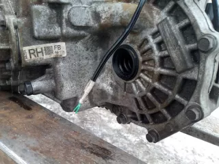 LF4J02300B МКПП (Механическая коробка переключения передач) Mazda 6 2 Арт AV54013, вид 2