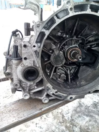 LF4J02300B МКПП (Механическая коробка переключения передач) Mazda 6 2 Арт AV54013, вид 6
